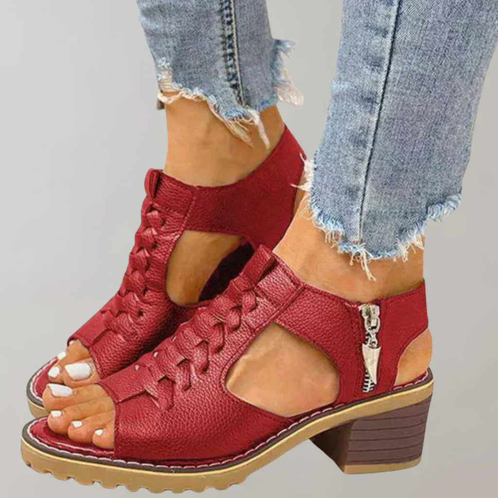 Orthopedische sandalen met hakken