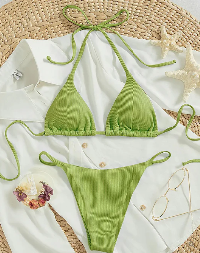 Zoey - blauwe bikini met hoge band en v-halslijn