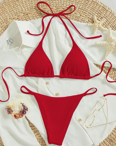 Zoey - blauwe bikini met hoge band en v-halslijn